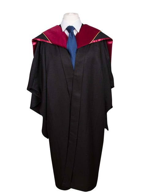 Postgraduate Graduation Attire | University of Northampton